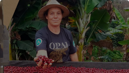 Conheça o Projeto Florada. Grão cultivados por mulheres cafeicultoras. Faça parte.